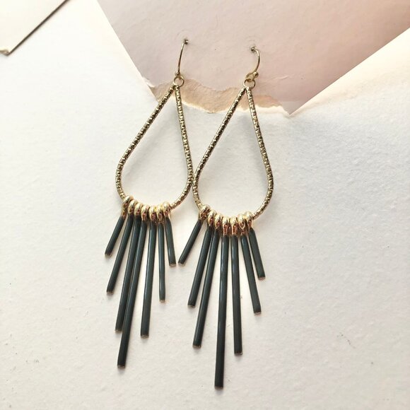 Gold Fringe Tear Drop Fashion Earrings Tear Drop Art Deco - Picture 1 of 9